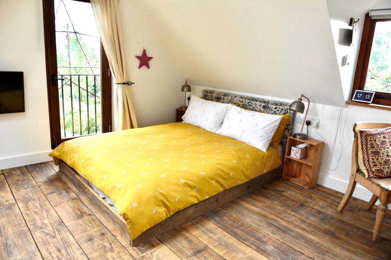 The Roost Apartment Semley ภายนอก รูปภาพ